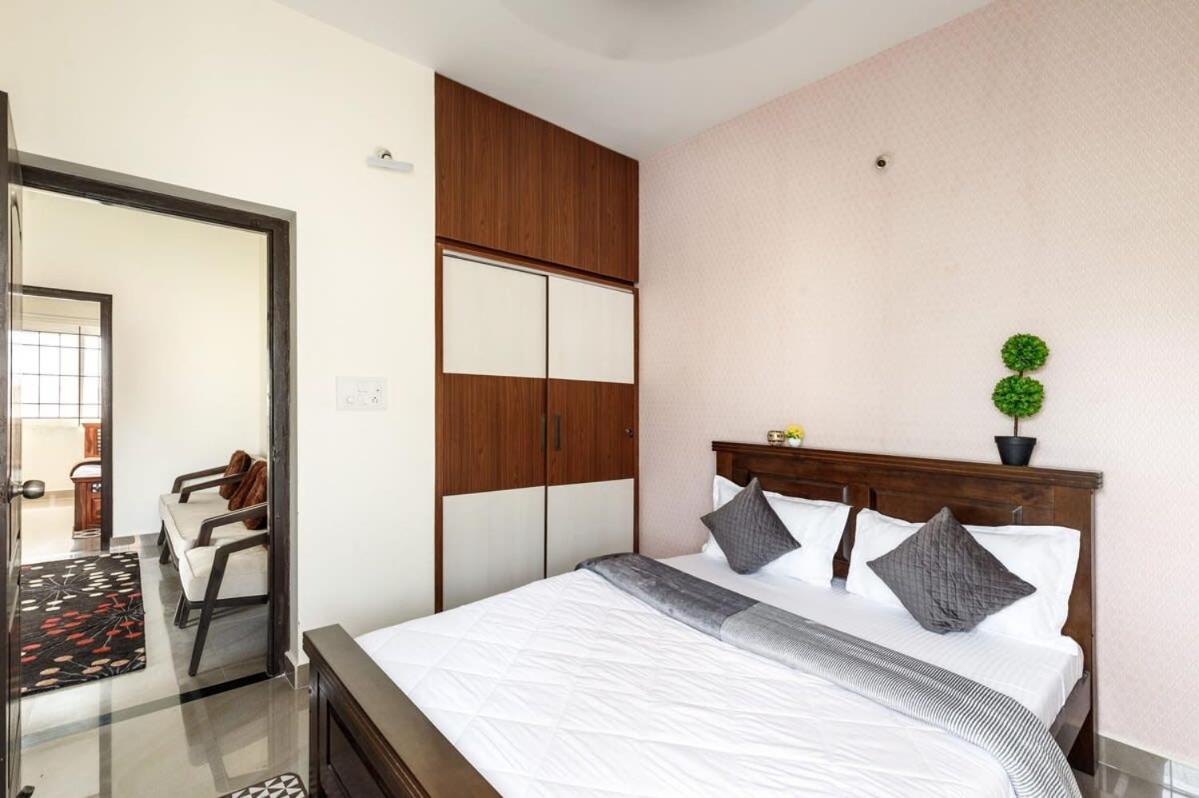Blue Nest By Stayjadeparty Villalawn Hosūr المظهر الخارجي الصورة